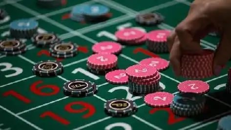 Tampilan permainan Egypt's Book of Mystery di aplikasi mobile mega jackpot